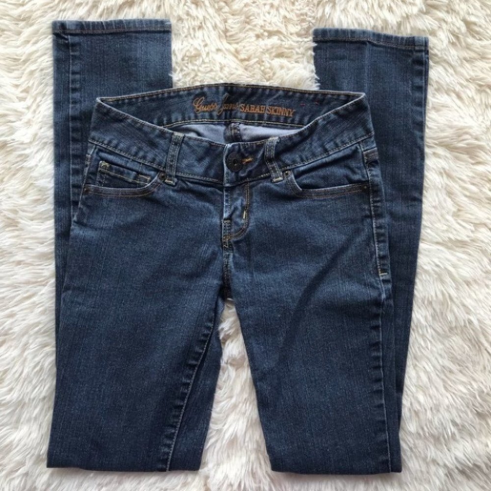 Guess Sarah Skinny Jeans Size 24